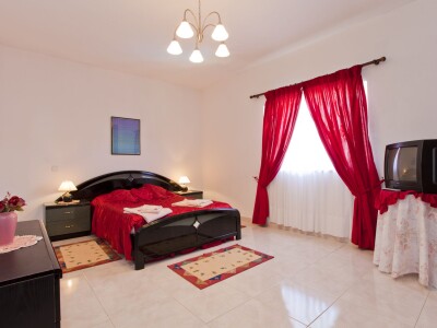Bedroom 5 Image