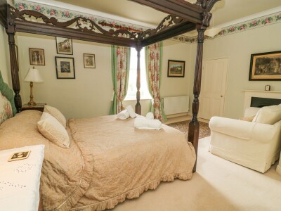 Bedroom 1 Image