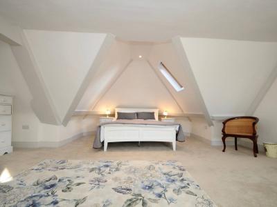 Bedroom 9 Image