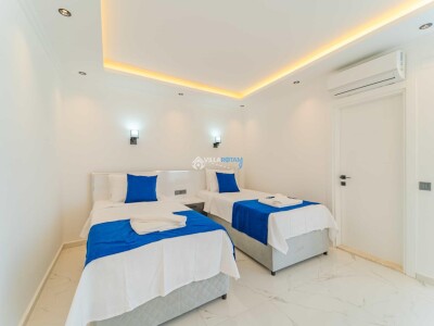 Bedroom 1 Image