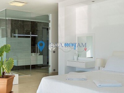 Bedroom 1 Image