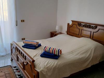 Bedroom 1 Image